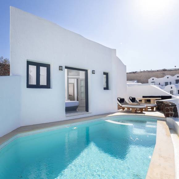 Luxury Suite (Room 12)17