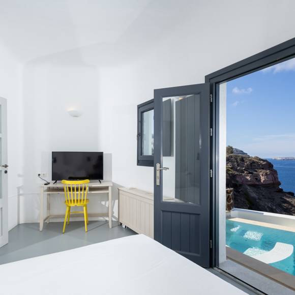 Luxury Suite (Room 12)16